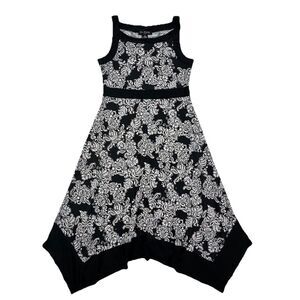 Elie McCARTHY Petite Medium Sleeveless Dress Black White Handkerchief Bottom
